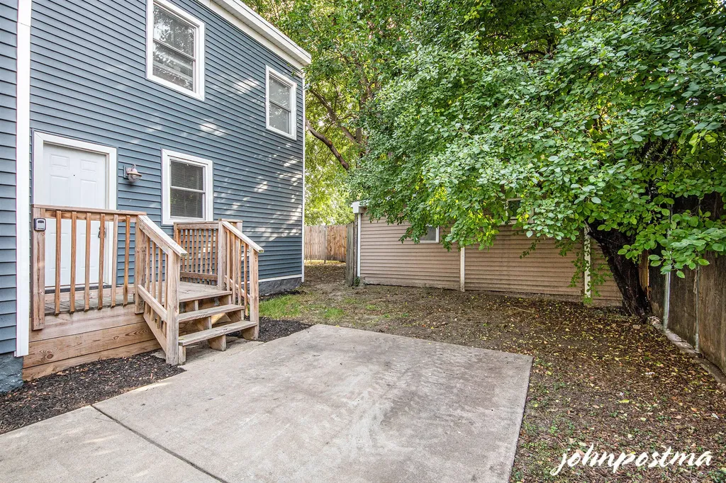 646 Broadway Avenue NW Grand Rapids City MI 49504