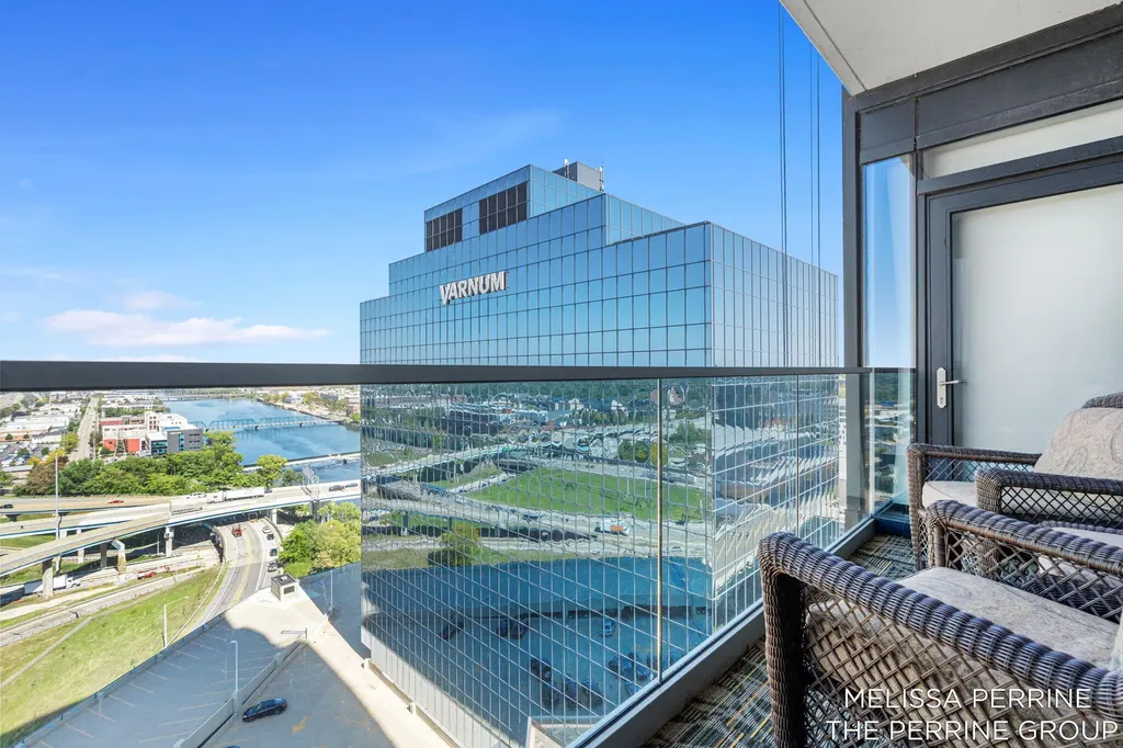 335 Bridge Street NW Grand Rapids City MI 49504
