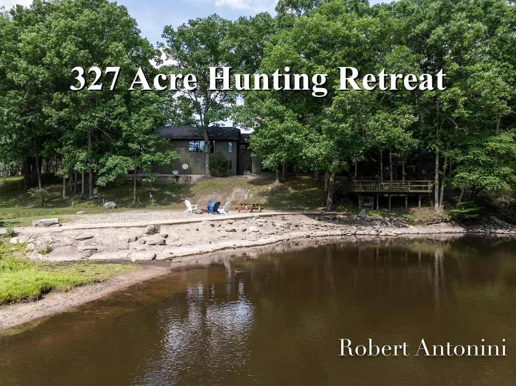 4751 S Johnson Road Montcalm Township MI 49326