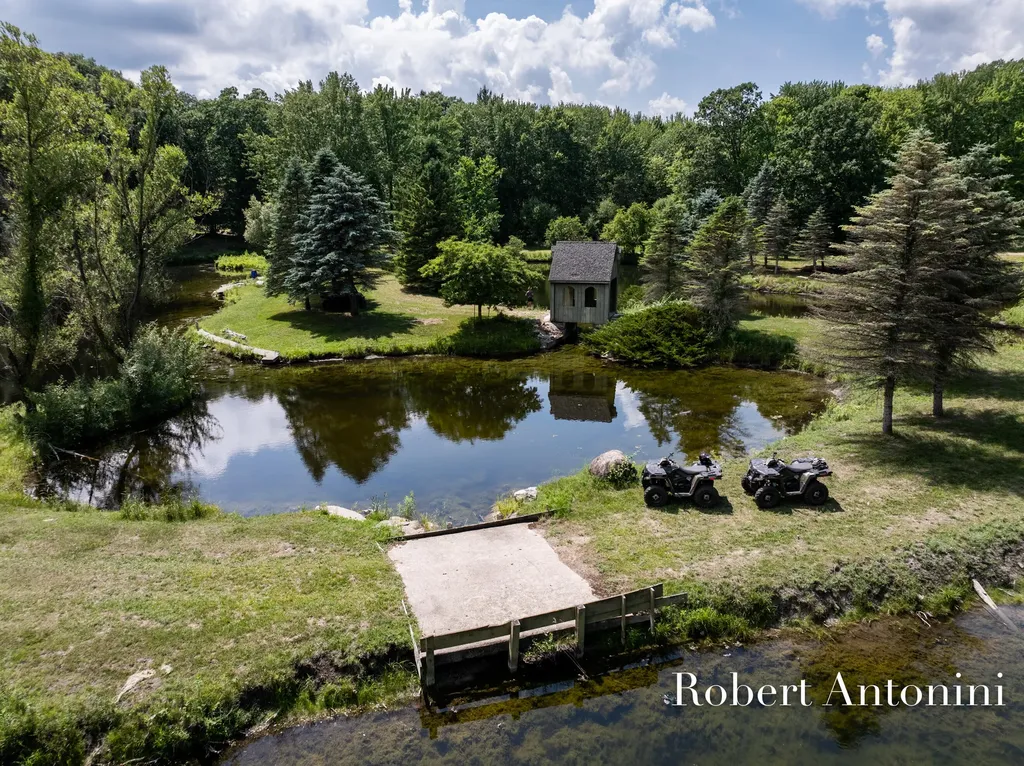 4751 S Johnson Road Montcalm Township MI 49326