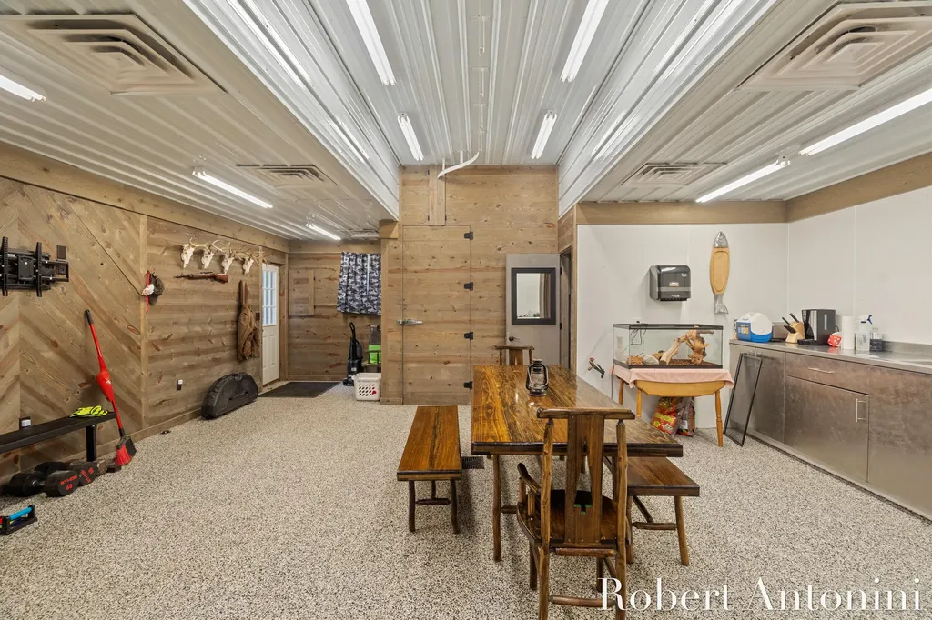 4751 S Johnson Road Montcalm Township MI 49326