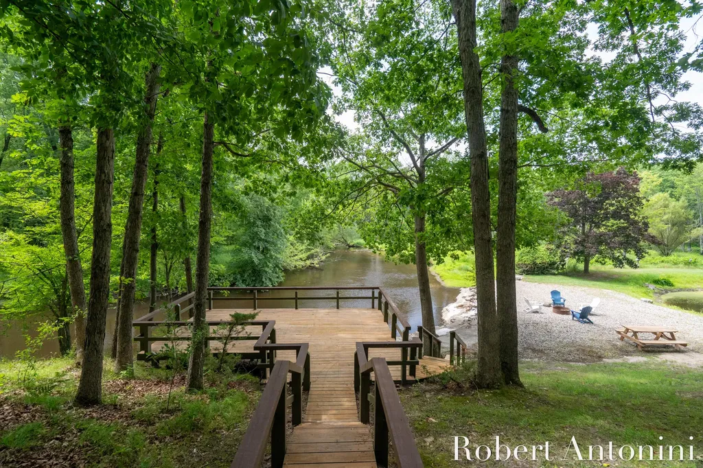 4751 S Johnson Road Montcalm Township MI 49326