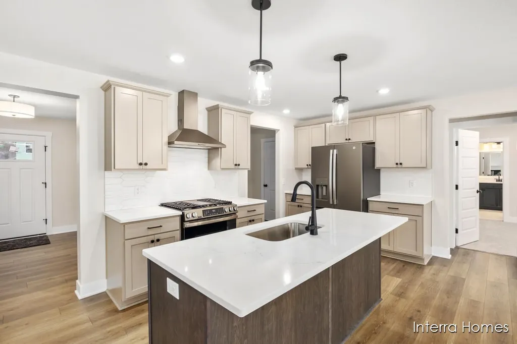 5949 Valley Point Drive SE Caledonia Township MI 49316