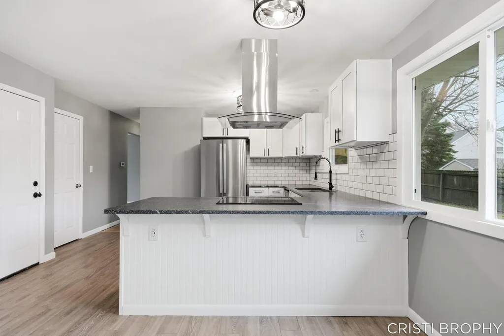 2538 Berwyck Road SE East Grand Rapids City MI 49506