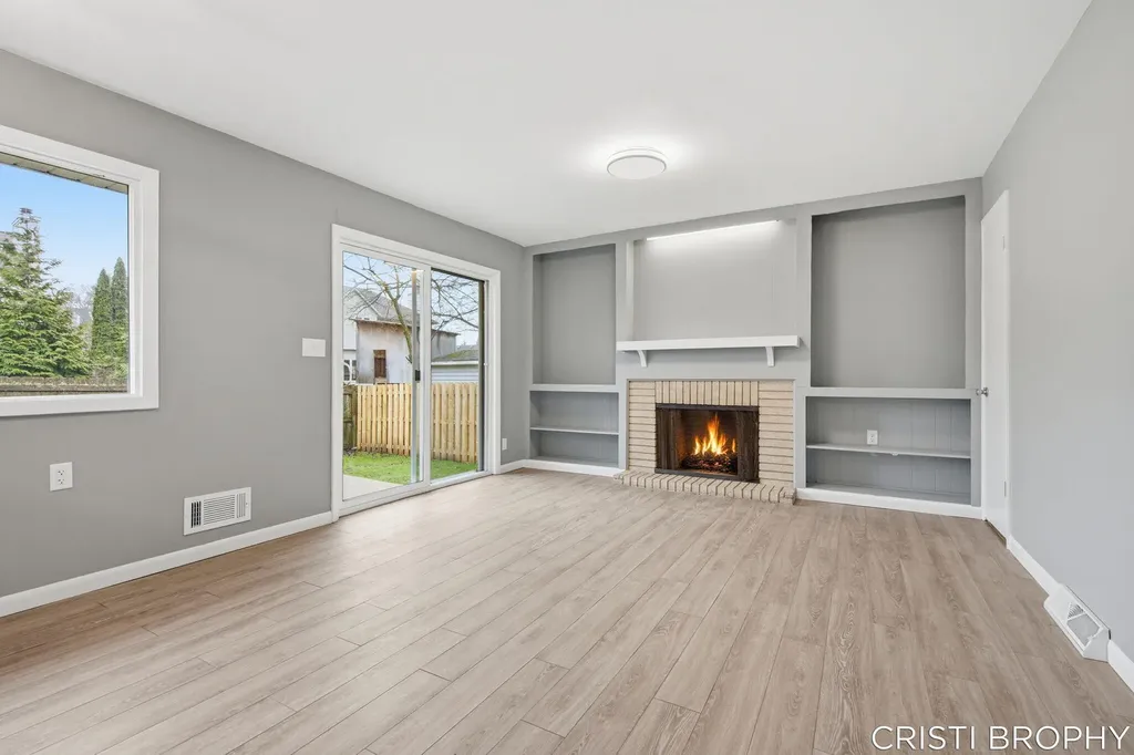 2538 Berwyck Road SE East Grand Rapids City MI 49506