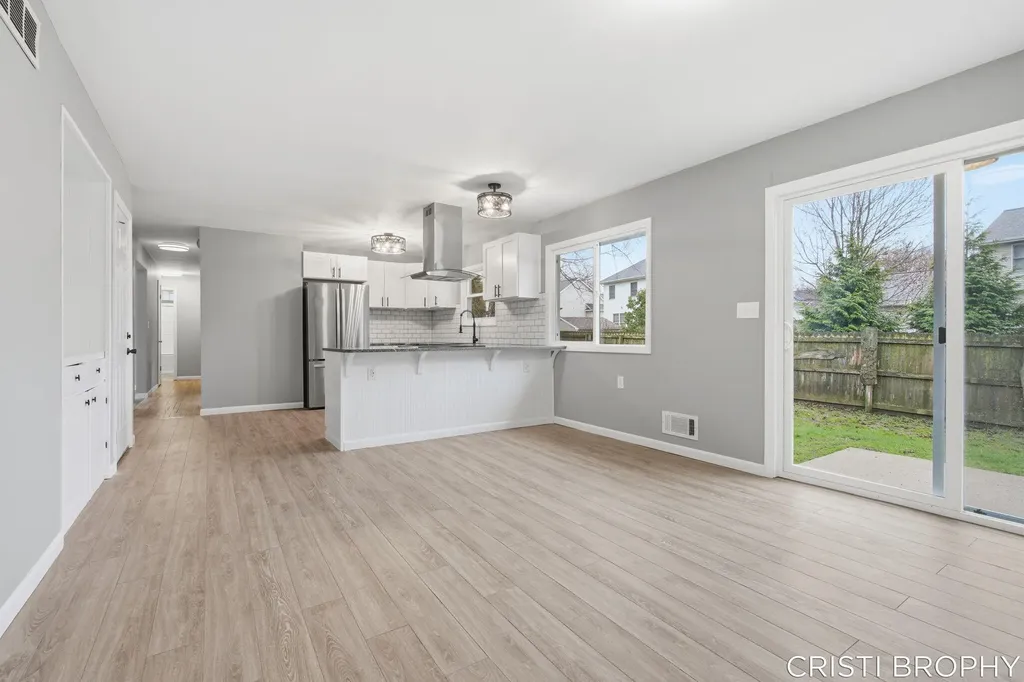 2538 Berwyck Road SE East Grand Rapids City MI 49506