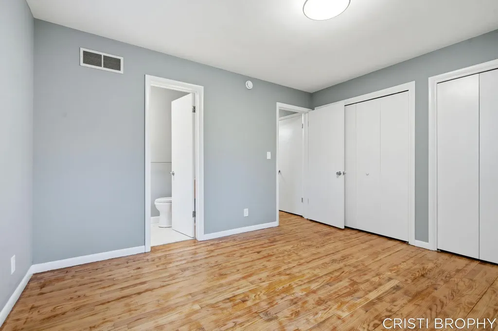2538 Berwyck Road SE East Grand Rapids City MI 49506