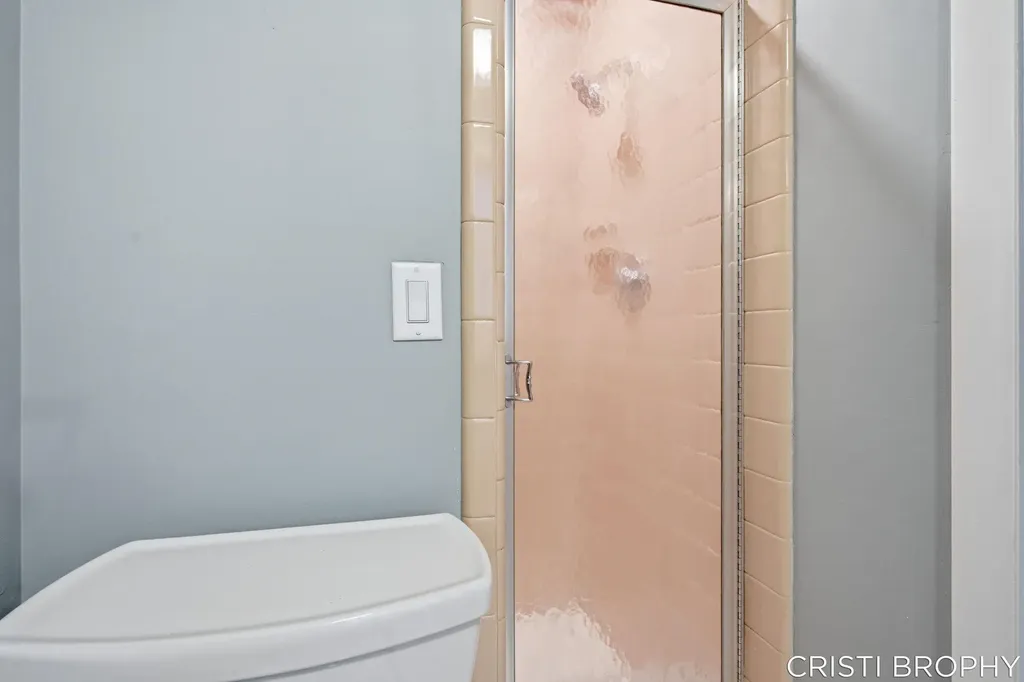 2538 Berwyck Road SE East Grand Rapids City MI 49506