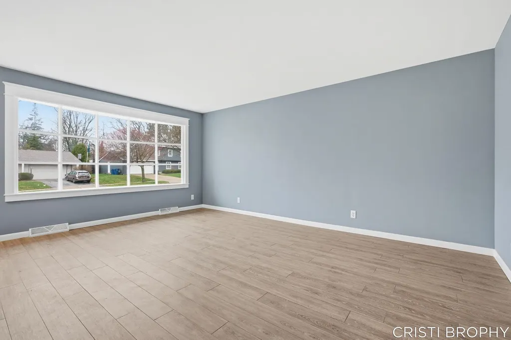 2538 Berwyck Road SE East Grand Rapids City MI 49506