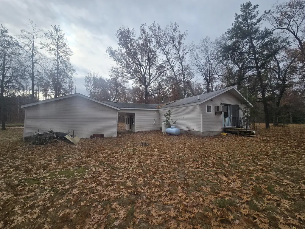 11988 S Shady Grove Drive Lake Township MI 49304