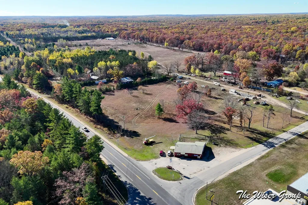11991 N Woodbridge Avenue Lilley Township MI 49309