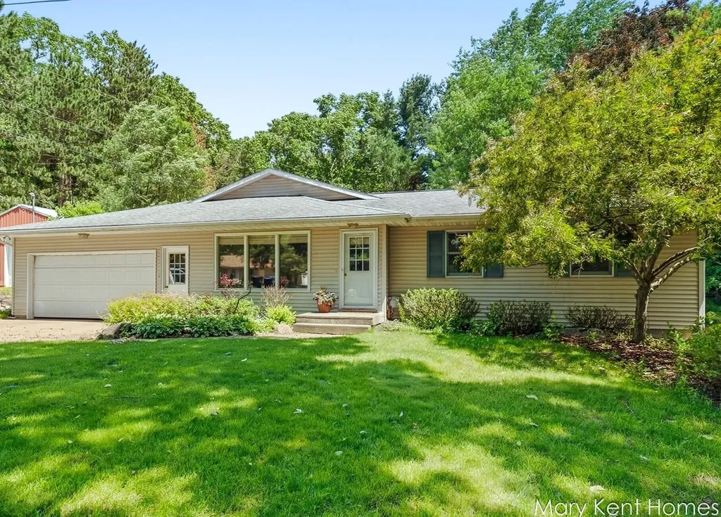 6662 Buttrick Avenue SE Caledonia Township MI 49302