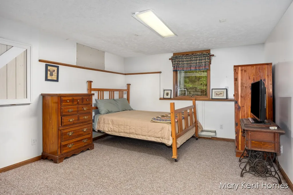 6662 Buttrick Avenue SE Caledonia Township MI 49302