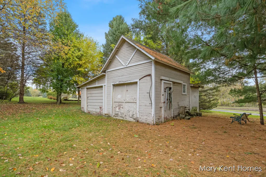 6662 Buttrick Avenue SE Caledonia Township MI 49302