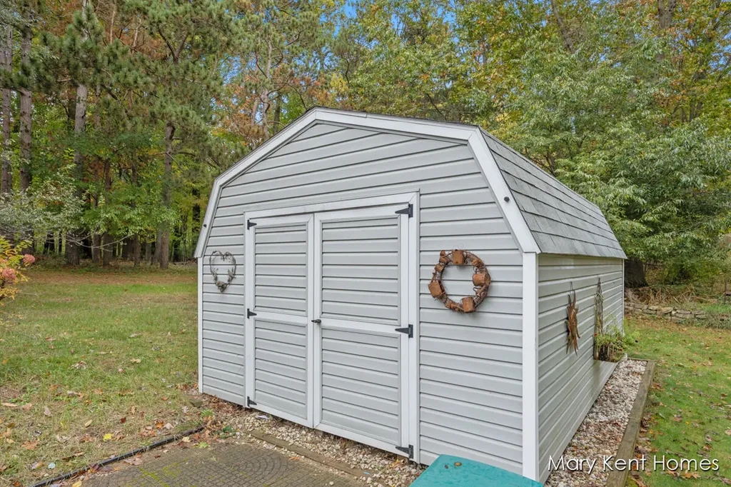 6662 Buttrick Avenue SE Caledonia Township MI 49302