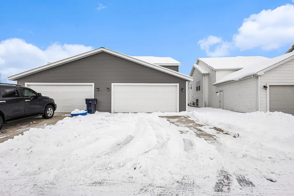 834 Winchester Street Holland City MI 49423