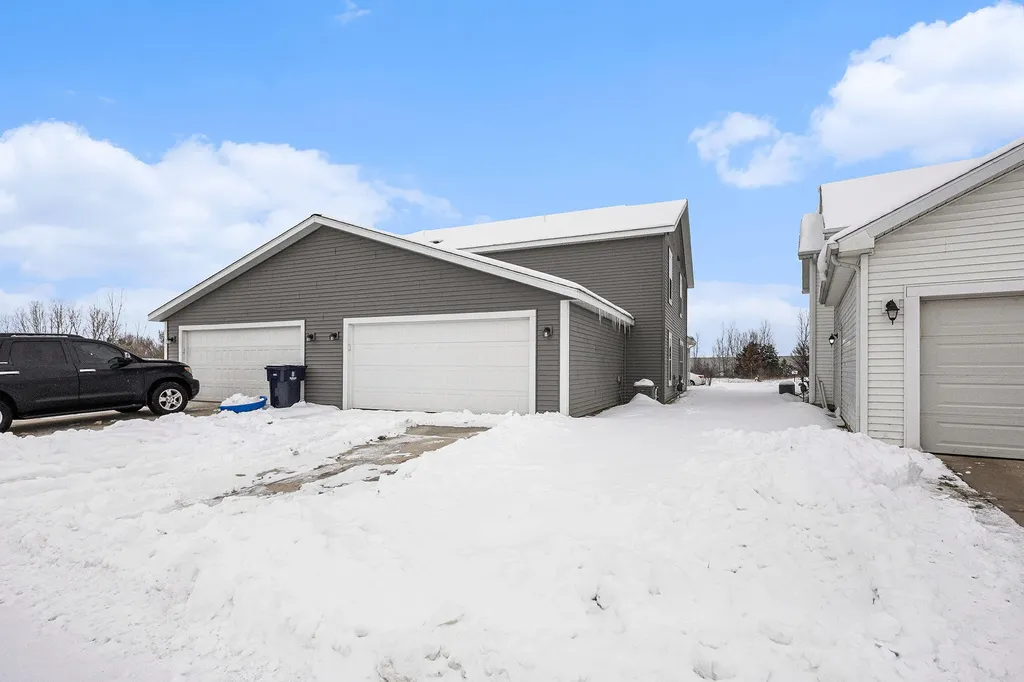 834 Winchester Street Holland City MI 49423