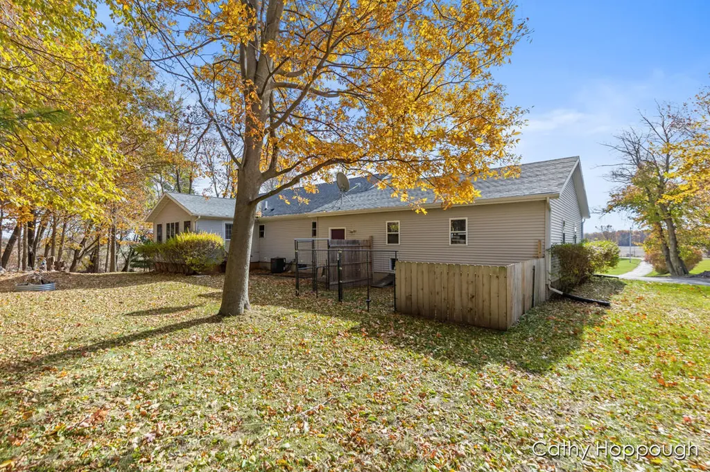 3494 Bradford Road Easton Township MI 48846