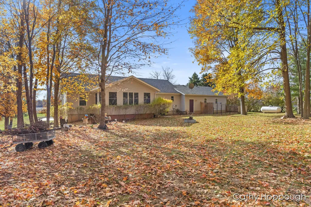 3494 Bradford Road Easton Township MI 48846