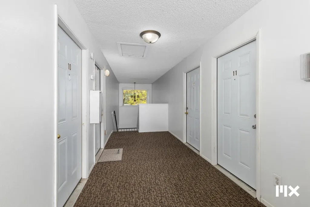 757 W Shepherd Street Charlotte City MI 48813