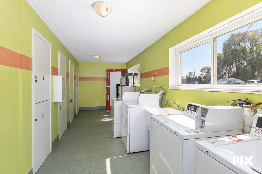 757 W Shepherd Street Charlotte City MI 48813