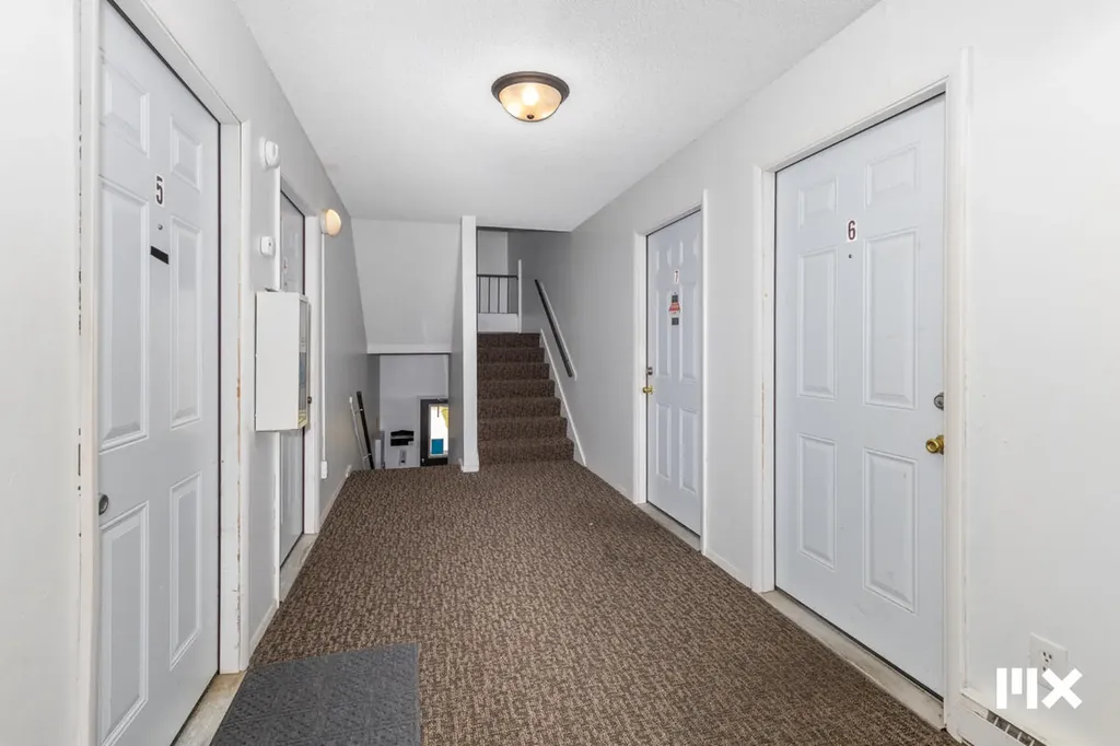 757 W Shepherd Street Charlotte City MI 48813