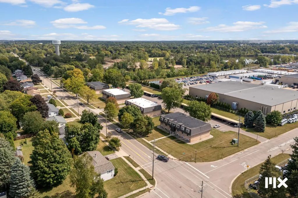 757 W Shepherd Street Charlotte City MI 48813