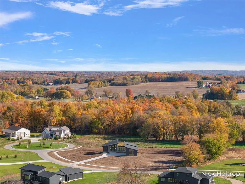312 Ottogan Hills Court Jamestown Charter Township MI 49323