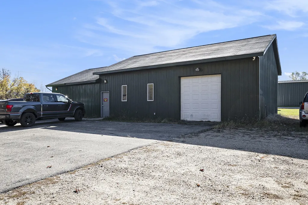 479 S Division Street Newaygo City MI 49337