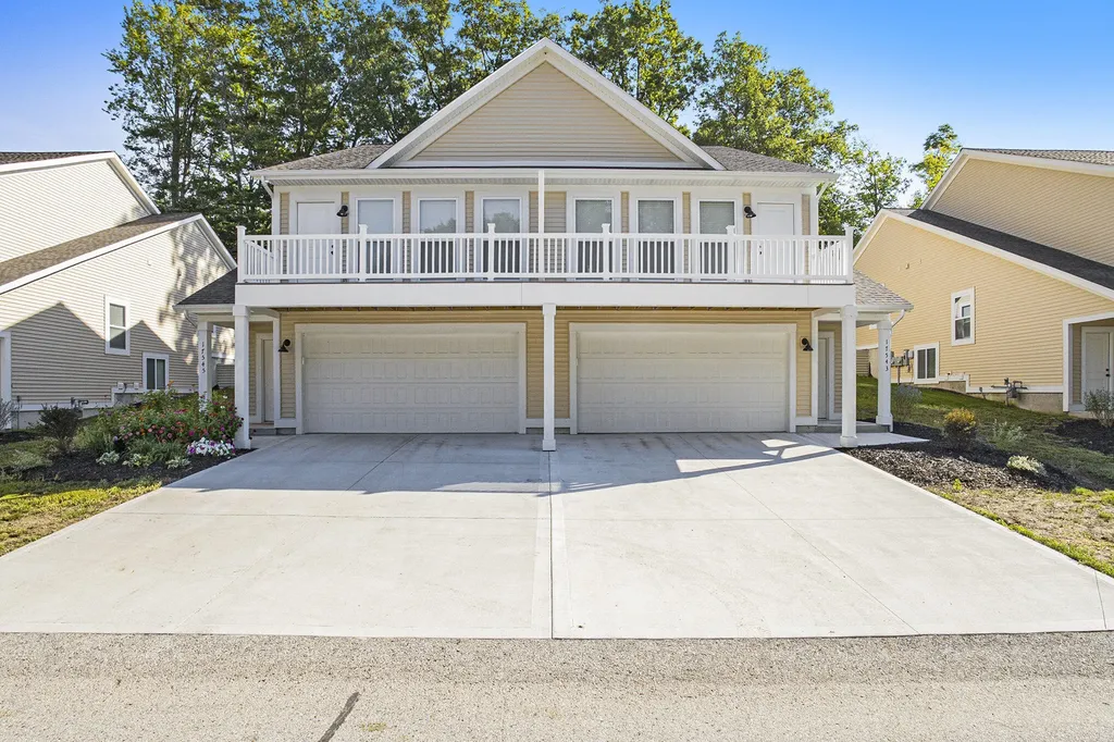 17539 Beechwood Lane Ferrysburg City MI 49456