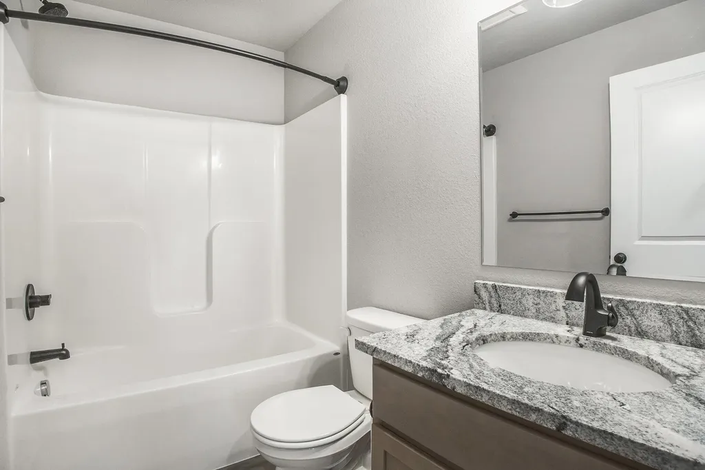 17539 Beechwood Lane Ferrysburg City MI 49456