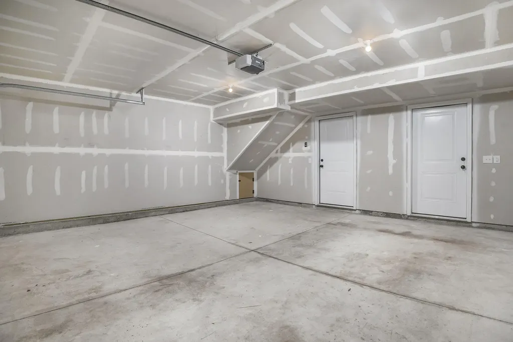 17539 Beechwood Lane Ferrysburg City MI 49456