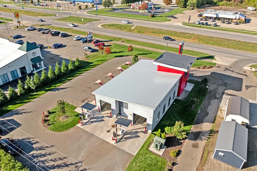 655 S Us Highway 131 Three Rivers City MI 49093