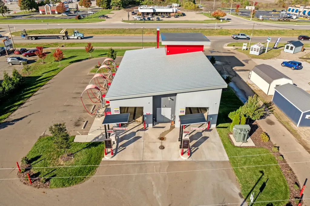 655 S Us Highway 131 Three Rivers City MI 49093