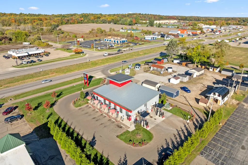 655 S Us Highway 131 Three Rivers City MI 49093