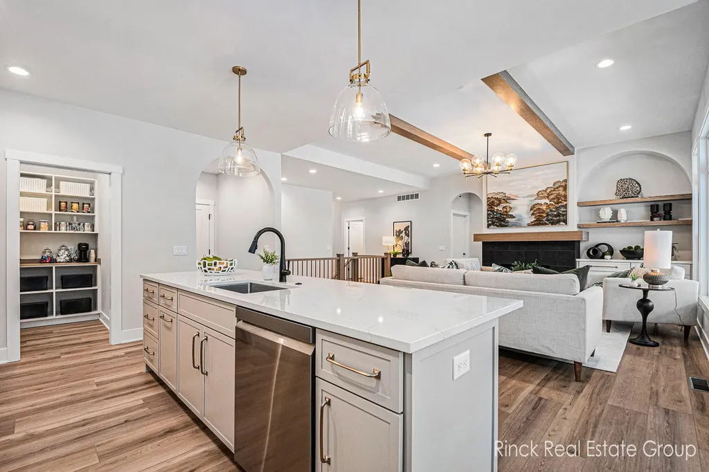 8432 Ravinewood Drive Georgetown Charter Township MI 49428