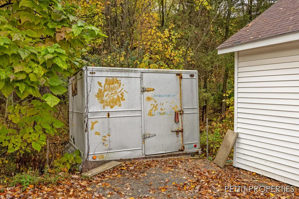 3805 S Ravenna Road Ravenna Village MI 49451