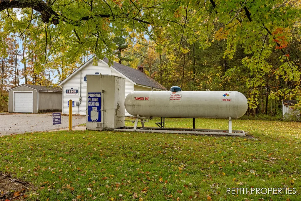 3805 S Ravenna Road Ravenna Village MI 49451