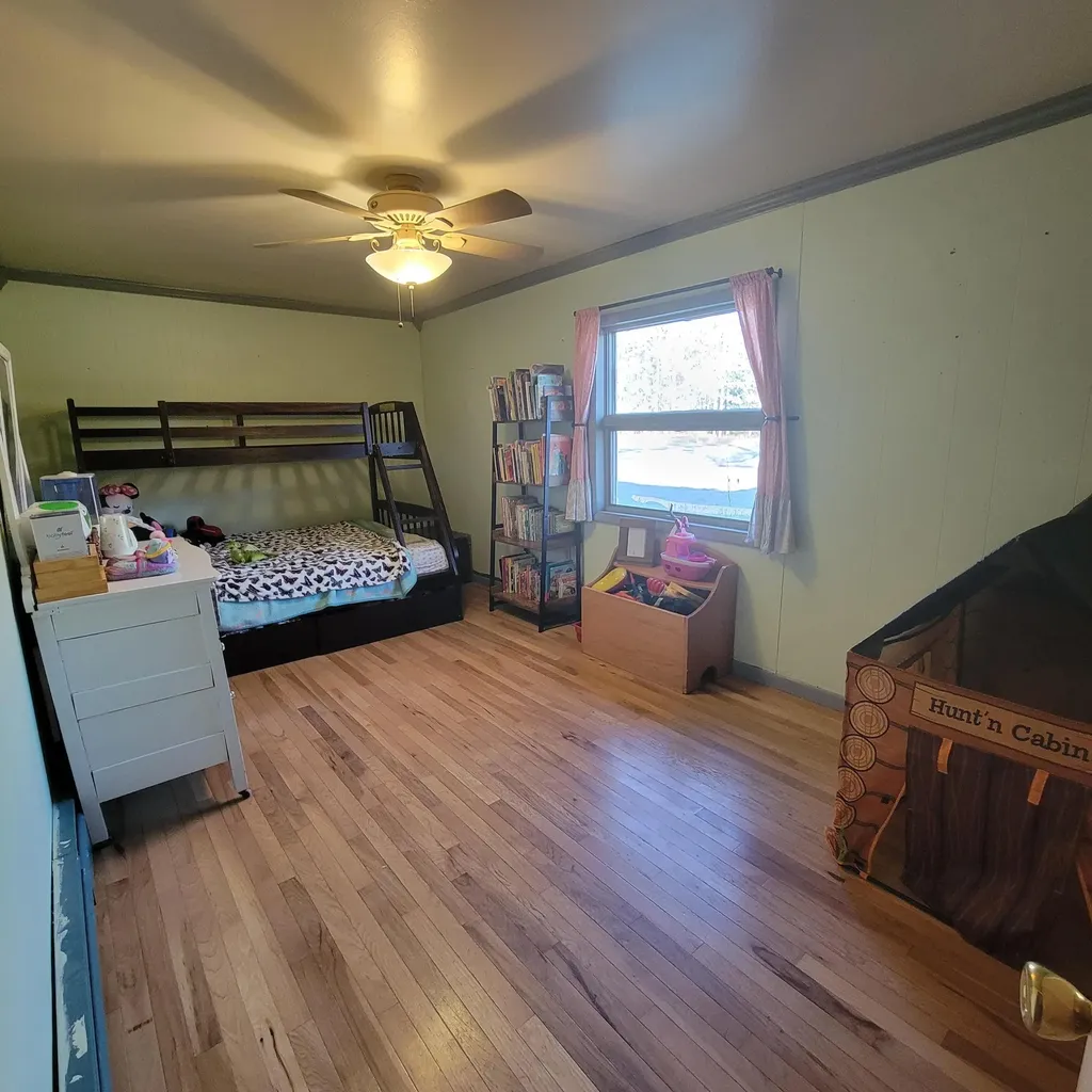 13625 Potter Road Maple Grove Township MI 49614