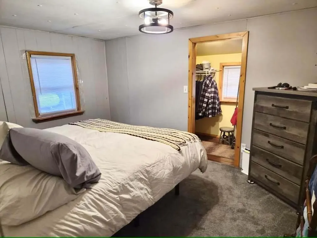 9807 N Maple Hill Road Reynolds Township MI 49329