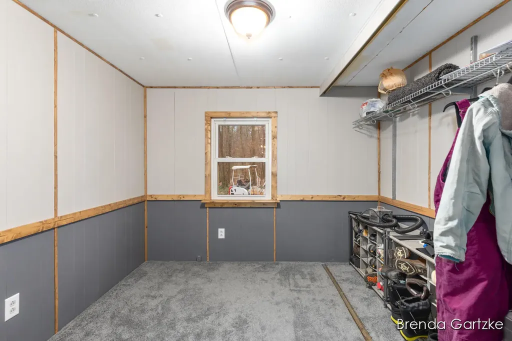 9807 N Maple Hill Road Reynolds Township MI 49329