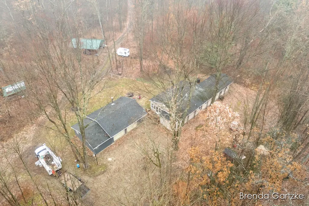 9807 N Maple Hill Road Reynolds Township MI 49329