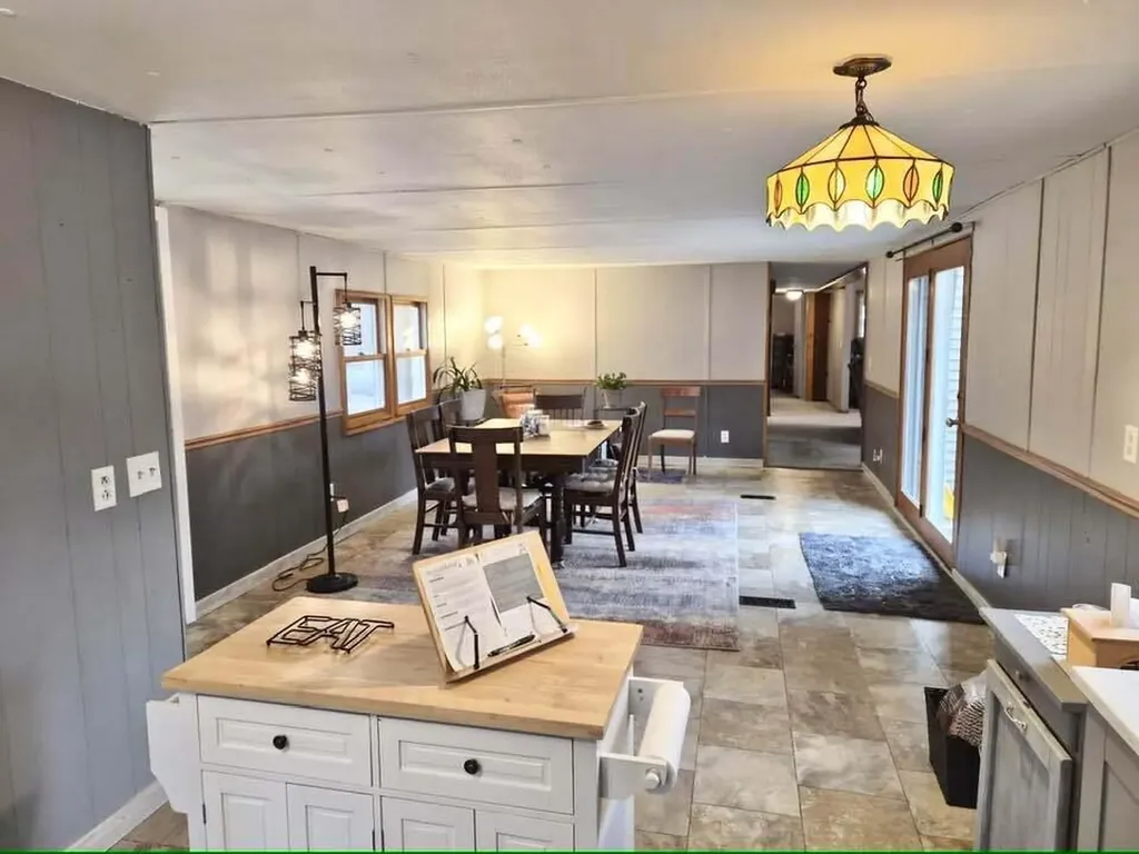 9807 N Maple Hill Road Reynolds Township MI 49329