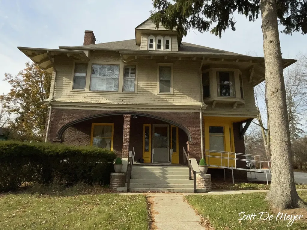 623 N State Street Alma City MI 48801