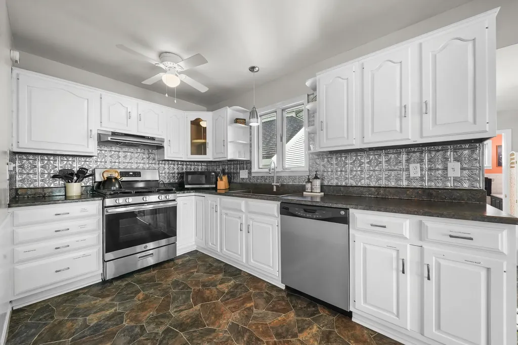 6789 W Redman Drive Unknown City MI 49651