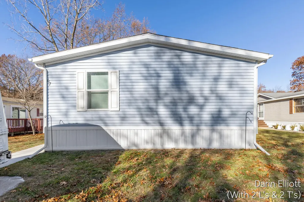 1133 Yeomans Street Easton Township MI 48846