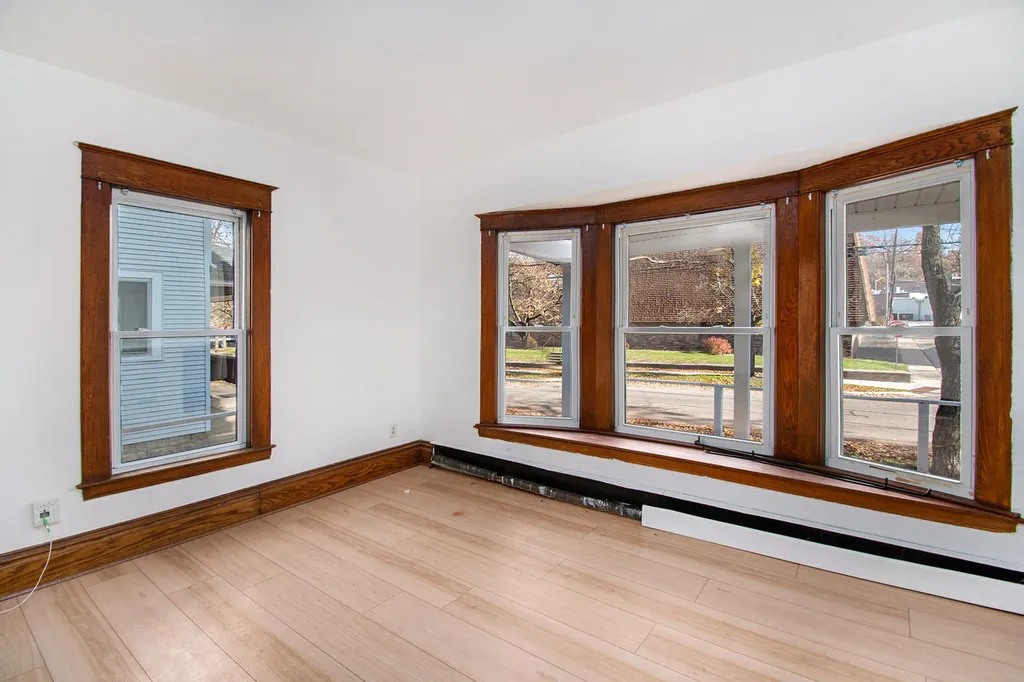 1559 Coit Avenue NE Grand Rapids City MI 49505