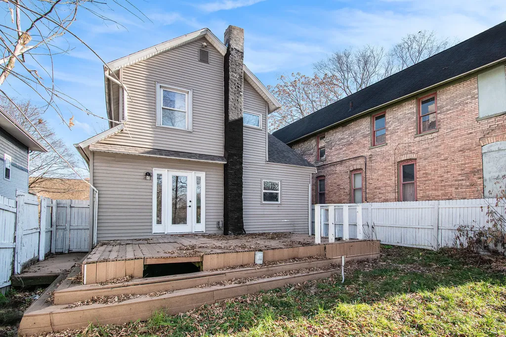1559 Coit Avenue NE Grand Rapids City MI 49505