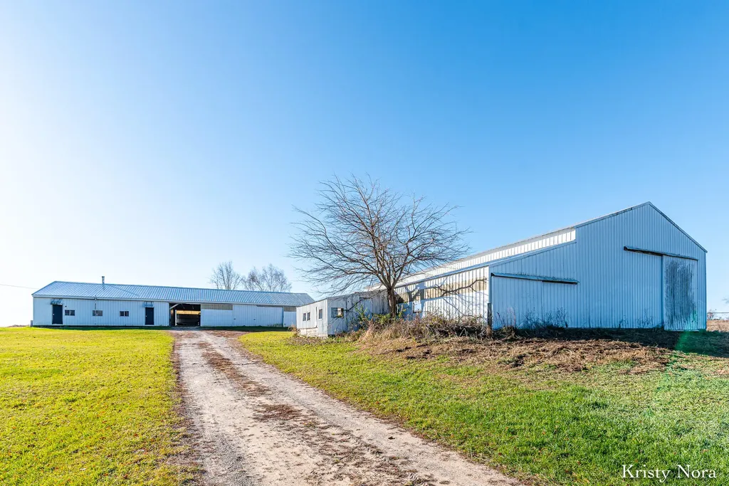 5878 E Cannonsville Road Day Township MI 48888