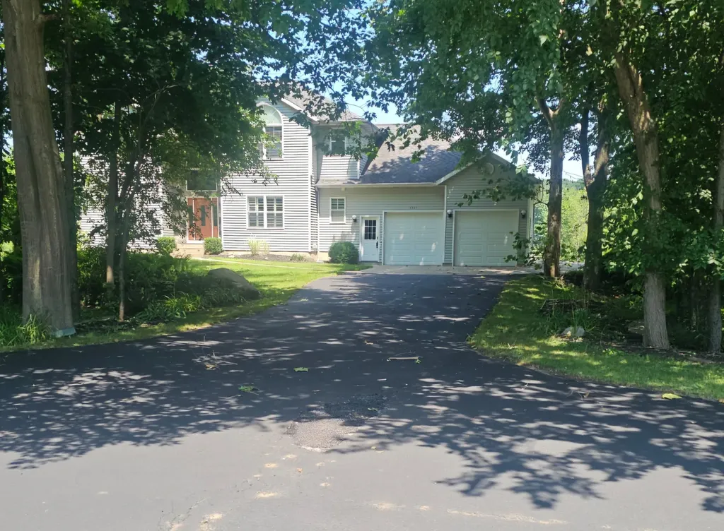 4335 56th Street SW Wyoming City MI 49418